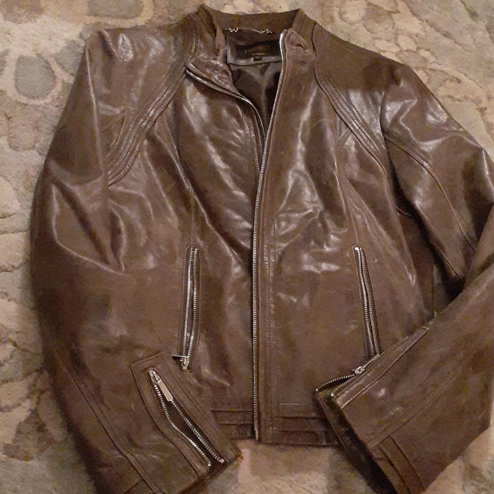 Jacket - Picture 5 of 7
